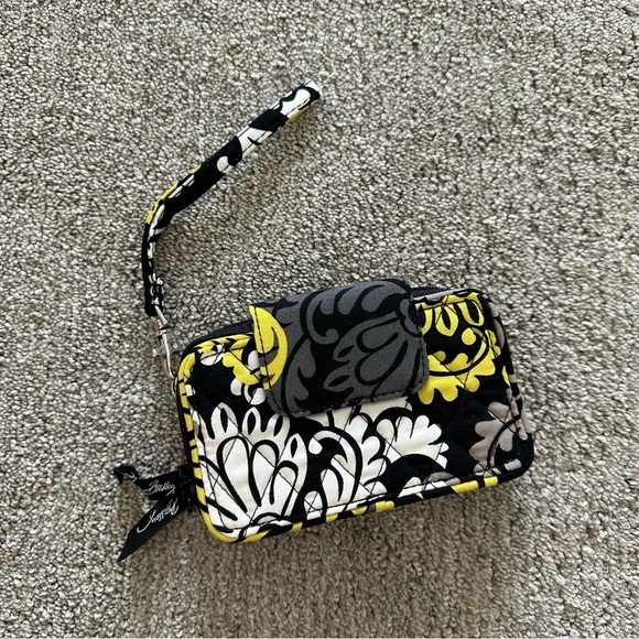 VERA BRADLEY— Smartphone Wristlet Wallet Baroque - Picture 1 of 7